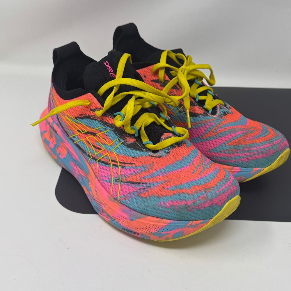 Womens ASICS Gel Nimbus 25 Color Injection Aquarium Running Shoes Size 7.5